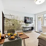 Modernes Studio Am Bremer Dom Mit Balkon